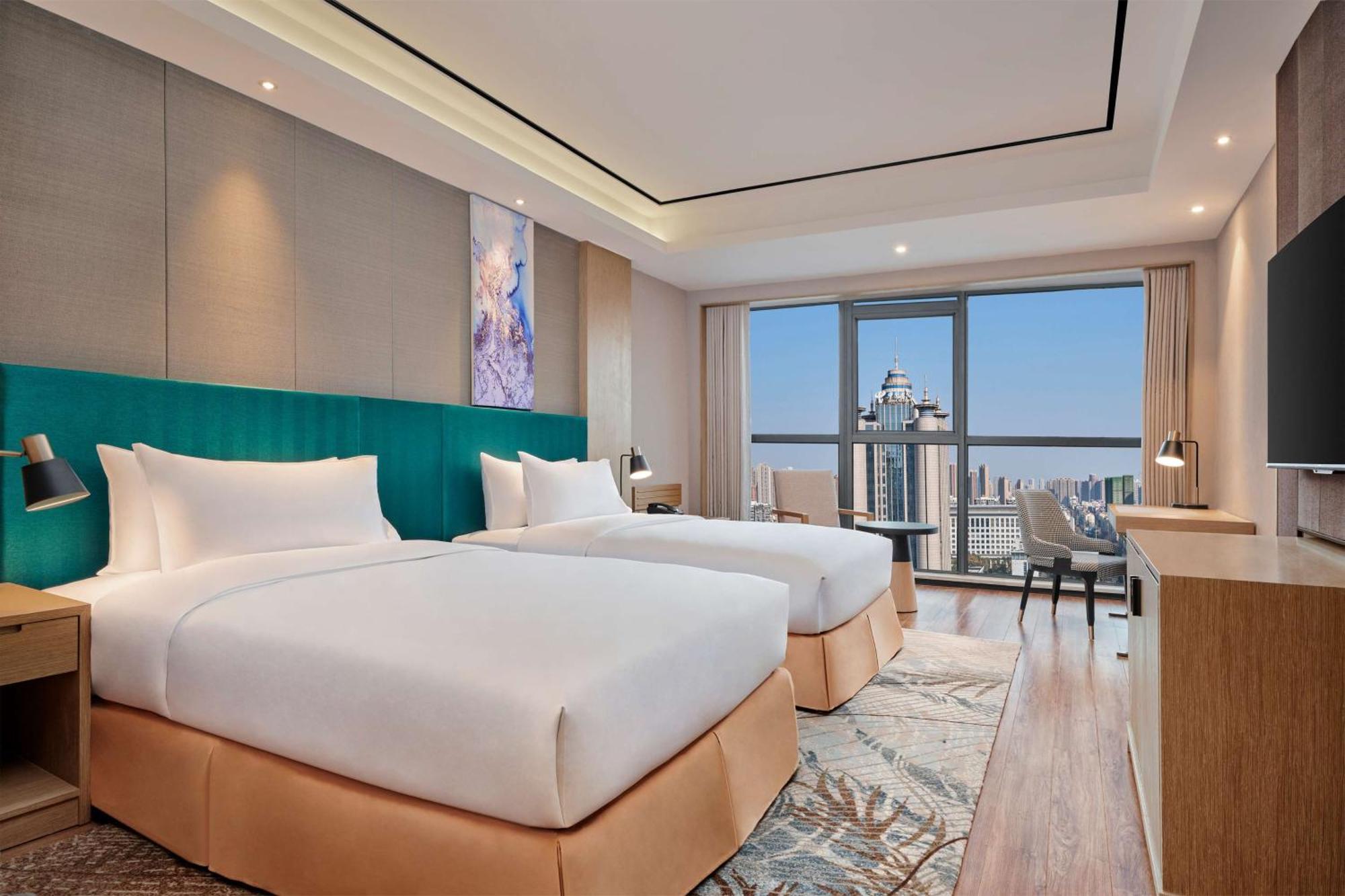 Hilton Garden Inn Wuhan Hankou Esterno foto