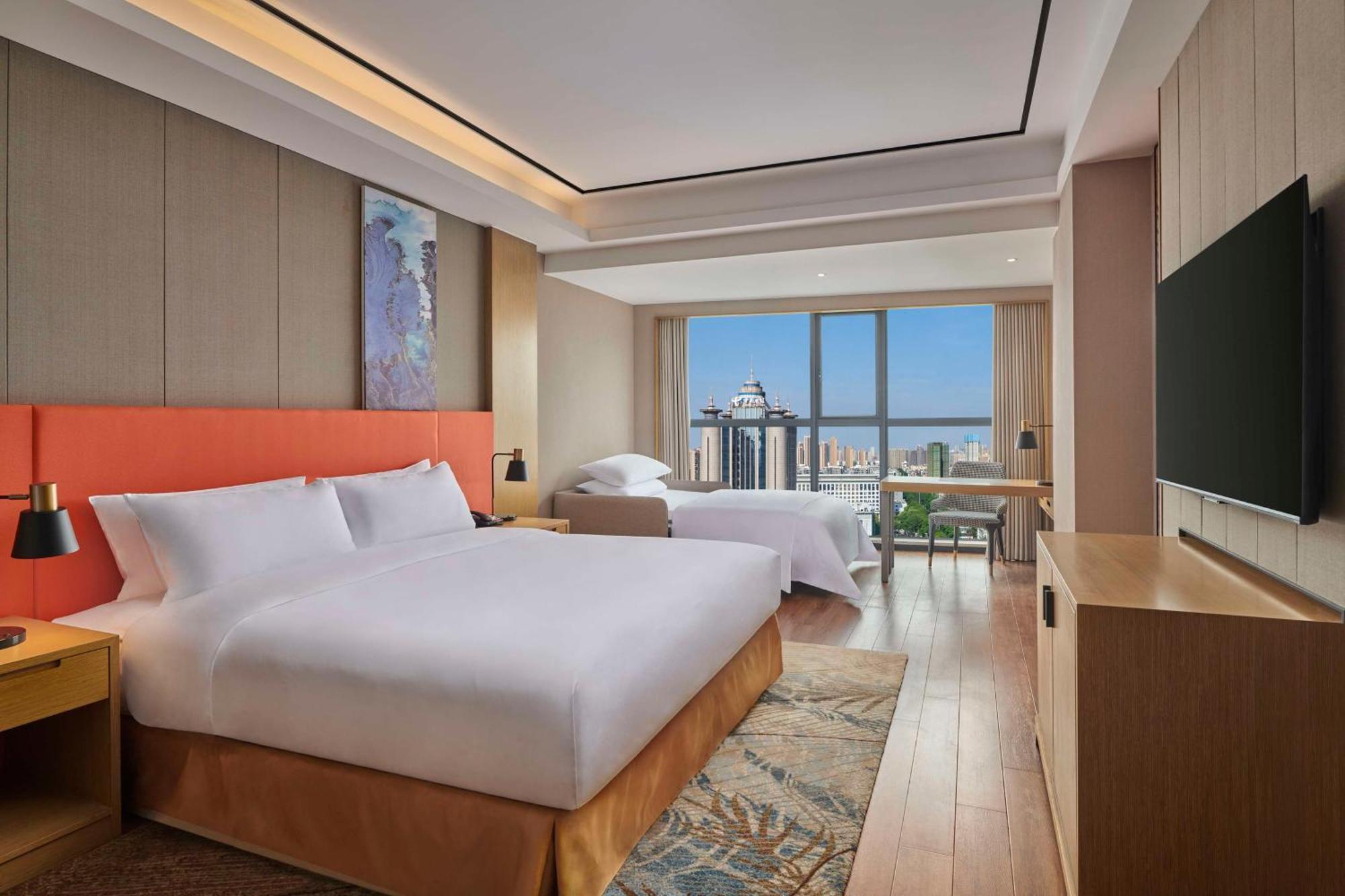 Hilton Garden Inn Wuhan Hankou Esterno foto